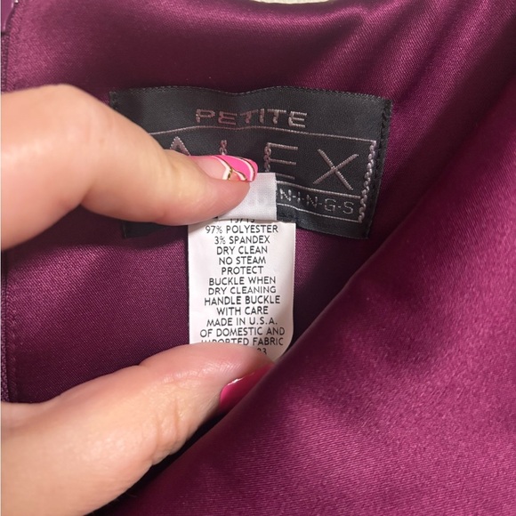 Alex Evenings Wine Satin Rhinestone Neck Mother Of The Bride Dress Size 12P - Picture 3 of 8